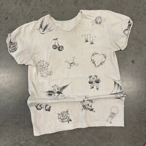 Vintage Y2K Teddy Fresh Tattoo Sketch Black White Graphic Tee Medium